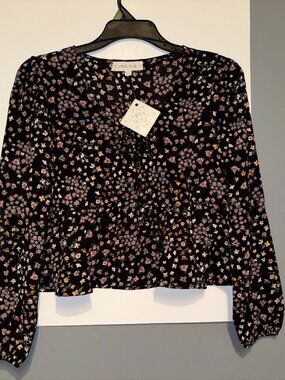 Hippie Rose black ditsy floral v-neck peplum blouse